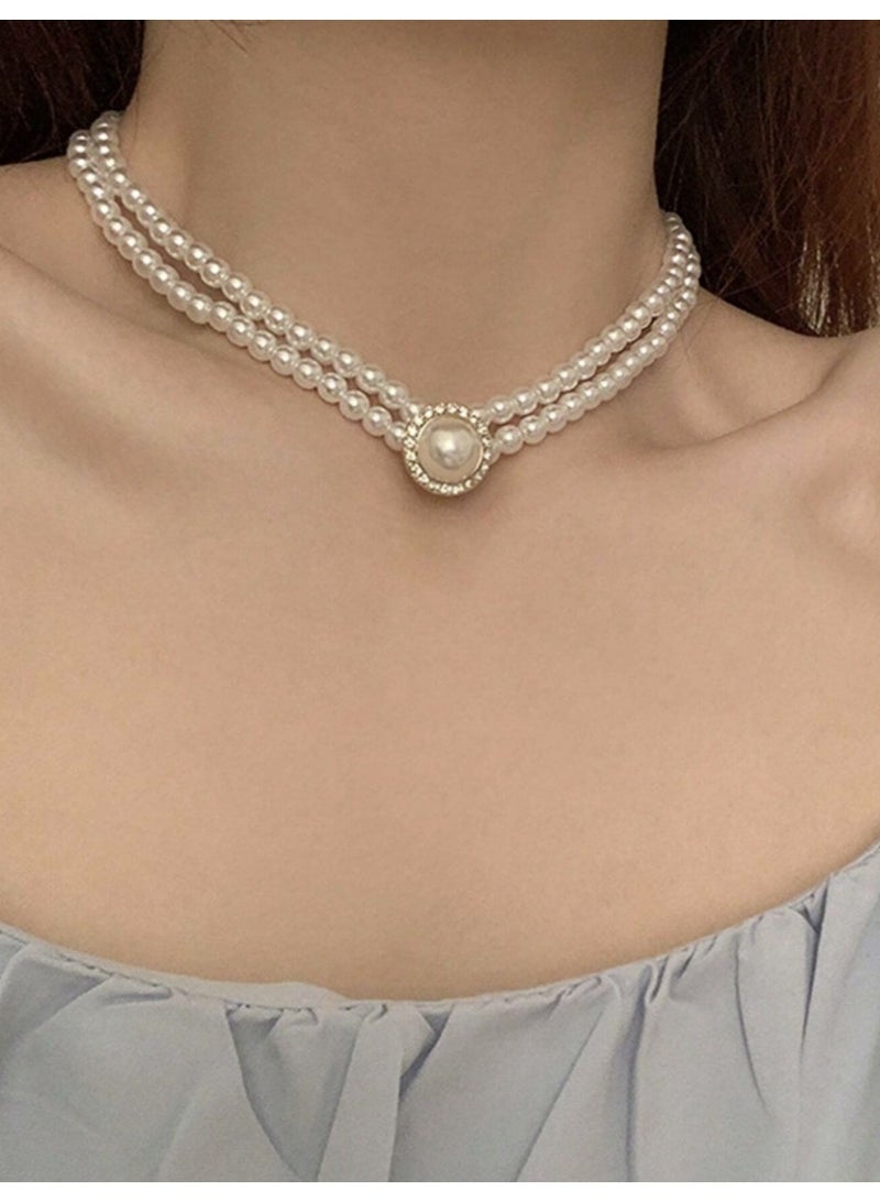 veya A Necklace Adorned With A Diamond Bearl And Matching Earrings Complete This Elegant And Feminine Set. The Set Highlights The Delicate Details And Luster Of The Bearls, Making It The Berfect Choice For Special Occasions Or Even Everyday Wear. - Image 1